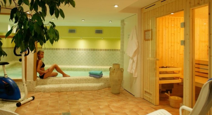 Hotel Arbina, Tignes ski chalet, image 6